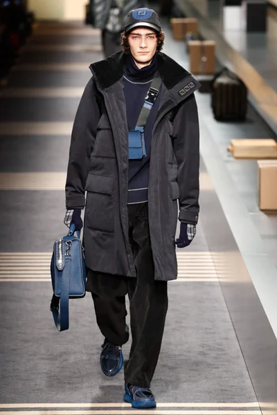 Look 14